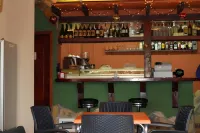 Leon Dormido Rooms & Apartments Hotels in Polop