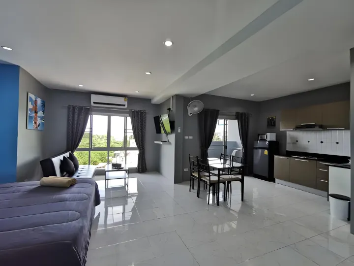 Karon Studio Apartment