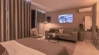 Apartasuites Cerritos Mall