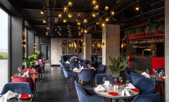 Radisson Red Gatwick Airport