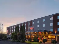 Radisson Red Gatwick Airport Hotels in Crawley