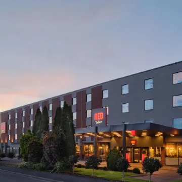 Radisson Red Gatwick Airport