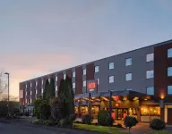 Radisson Red Gatwick Airport Hotels in London
