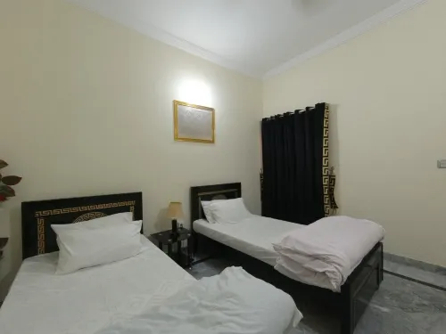 Room 4 Cozy Guest Room in Rawalpindi - Perfect for  Travelers Family Only