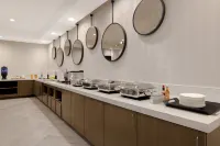 DoubleTree by Hilton Palmdale - breakfast