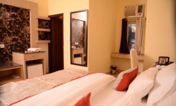 Sparsh Hotel & Resort by Spree - Hizvo