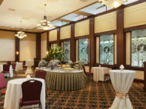 ダブルツリー バイ ヒルトン ホテル シャーロッツビル シャーロッツヴィルのホテル