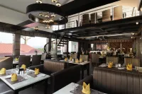 Hunky Dory Resort and Spa - فطور