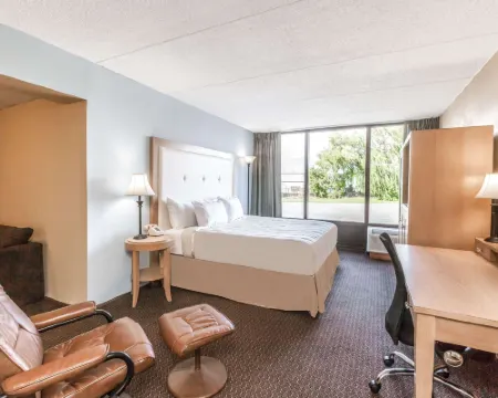 Days Inn by Wyndham Syracuse Hotels in DeWitt