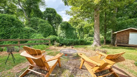 5Br 2 Kitchens Custom Home Pool Table 1 Mile to Downtown Bryson City