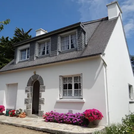 Renovated House, Large Garden, Close to Beaches
