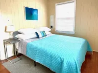 Cute Cottage In The Heart of Gulfport!