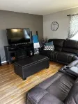 Cozy/Modern Home Close to Pool/Park, Quick Uber to Downtown or the Univeristy