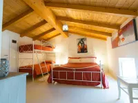 Villa Families Valpolicella, Private Pool, Vineyards, Verona 9km + Garda 20km Hotels in Fumane