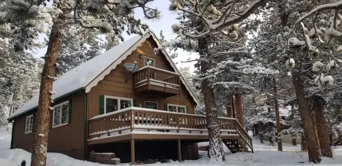 Steps Away from Wild Basin:Rmnp- 2-Bdrm Cabin Perfect for Adventure or Relaxing! Hotels in Boulder County