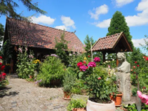 Lower Saxony warehouse with a cozy country house atmosphere for up to 6 people Hoteles en Lehrte