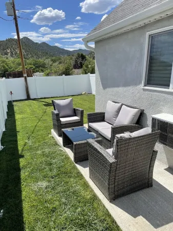 Home Between Zion and Bryce Canyon