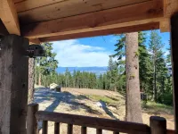 1 bedroom with sleeping loft  queen.