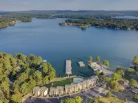 Sweet Lake Get Away in the Heart of Hot Springs