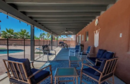 Relaxing Desert Get-Away