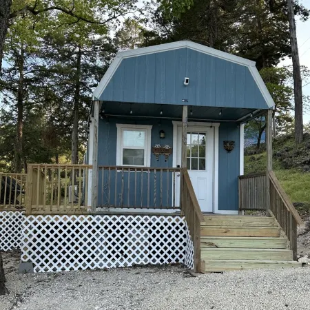 Heron's Cabin - Cute Tiny Home - Recently Reduced