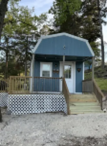 Heron's Cabin - Cute Tiny Home - Recently Reduced