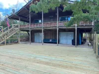 Toledo Bend / Water view / Beach access / Gameroom