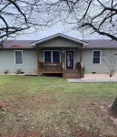 Country Setting in Kentucky. Near lakes for fishing and relaxing. Hotels in Breckinridge County