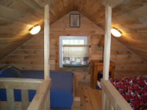 Private Amish Log Cabin Getaway