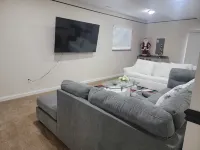 Beautiful 4 Bedroom Vacation Home in Columbus Ohio with Garage Parking