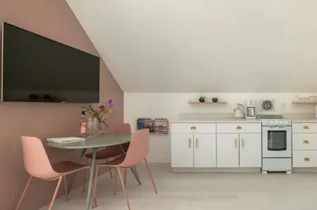 The Carriage Loft on 7th Street