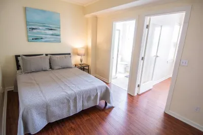 ✅ Uptown 23rd District ☘ Walkable80 & Fast WiFi Hotel a 