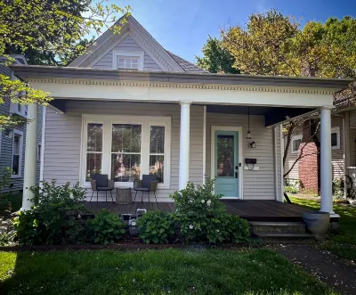 Stylish historic home, 10ft ceilings, pet friendly private fenced in back yard! Hotels near Meijer
