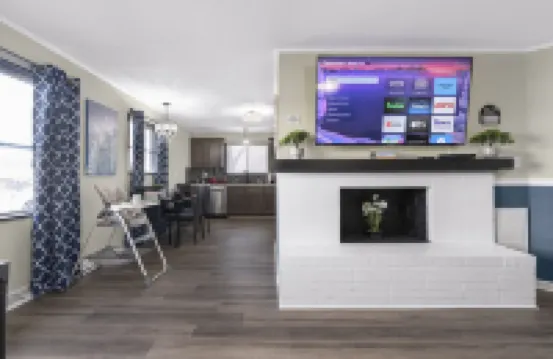 Magnolia "Apt. 620"- Comfy King Size Bed, Kid Friendly, over 70 Amenities