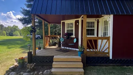 Whispering Pines Cabin near beautiful Lake Ouachita