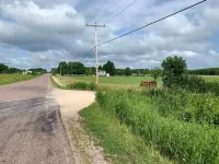 Pictured Rocks, snowmobiling, ice caves, cross-country skiing, waterfalls, more! Hotel a Chatham