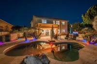 New Family-friendly Remodeled pool, hot tub, golf