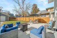 Ingersoll Immersion - 4BR city gem with game table; near all the excitement!