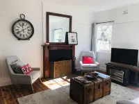 Comfy Cosy Country Cottage