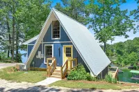 Smith Lake Cabin