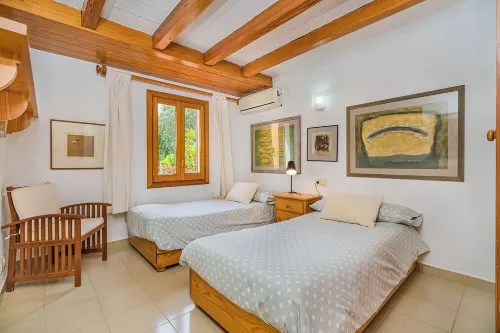 High Quality Designer Detached Villa from Artist Sculptor owner Miquel Cerda - Villas