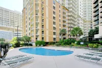 2 Br Royale Palms Oceanview #1103 Pool Passes Included! - สระว่ายน้ำส่วนตัว