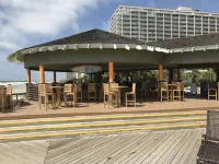 Royale Palms 2Br Oceanview 14th FLR with Pool Passes! Book for the Holidays!