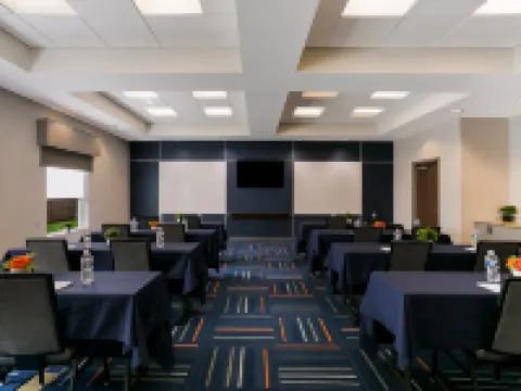 Hampton Inn & Suites Wilmington/Christiana Hotels in Newark