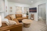 Sunflower Suite at The Wanderer