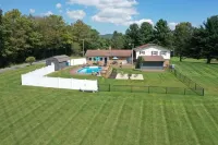 Spacious Mountain Retreat – Sleeps 12 – Pool, Hot Tub, Peaceful & Beautiful!