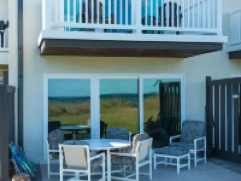 Licensed Totally Remodeled (2020Oceanfront Townhome with ocean views Hotels in Indialantic