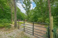 The Private Reserve Cabin, Hot Tub, Pet Friendly, Secluded