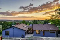 Stunning City Views! Unique Design - Sleeps 6 Các khách sạn gần Lucky Peak State Park