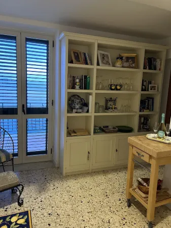 Romantic Pied a Terre on the Sea .Views Every Room Concierge,on Amalfi dr.Aaaaaa Отели рядом с достопримечательностью «Amalfi Harbor Marina Coppola»